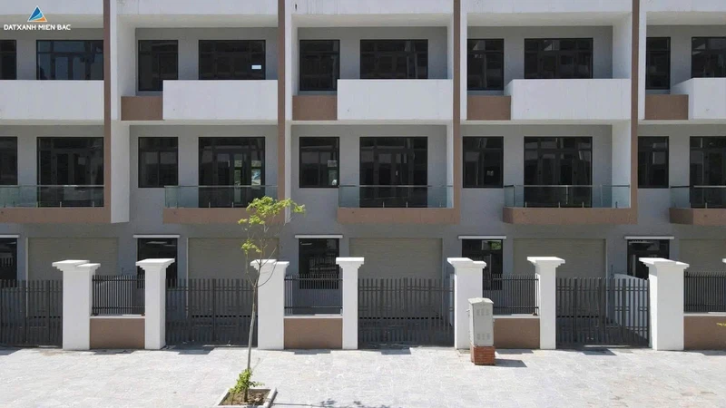 Bán shophouse LK2.15 105m², 5 tầng, Hạ Long