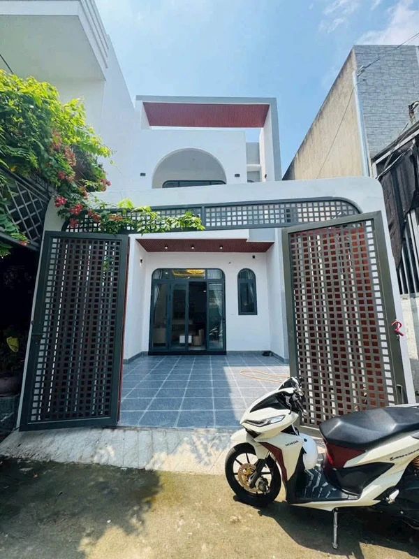Bán nhà 1 trệt 1 lầu 85m2 gần chợ Phú Thọ, Biên Hòa