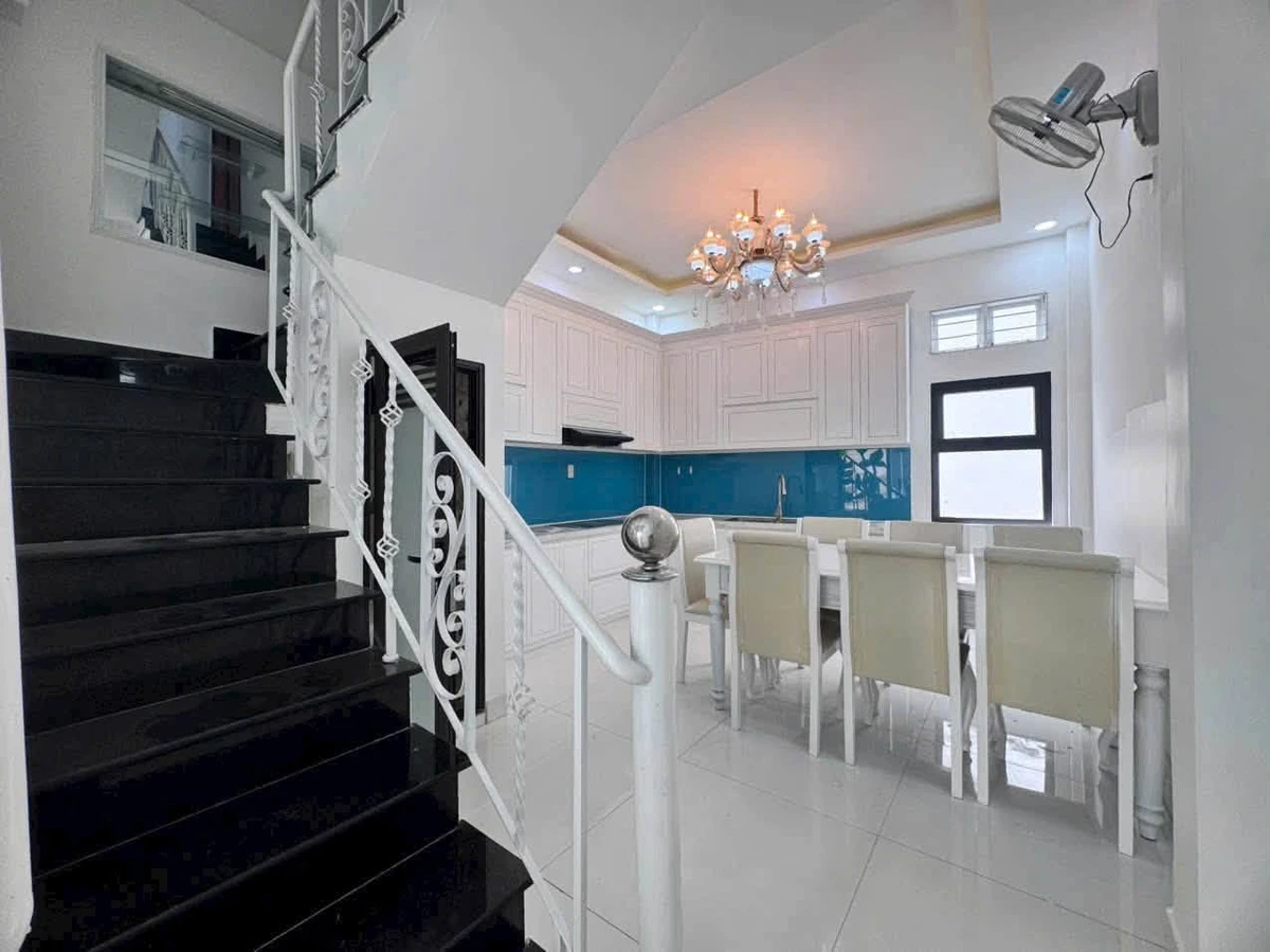 Nhà 4 tầng 2 mặt tiền 49m² Nha Trang 4.8 tỷ - Ảnh thu nhỏ 5