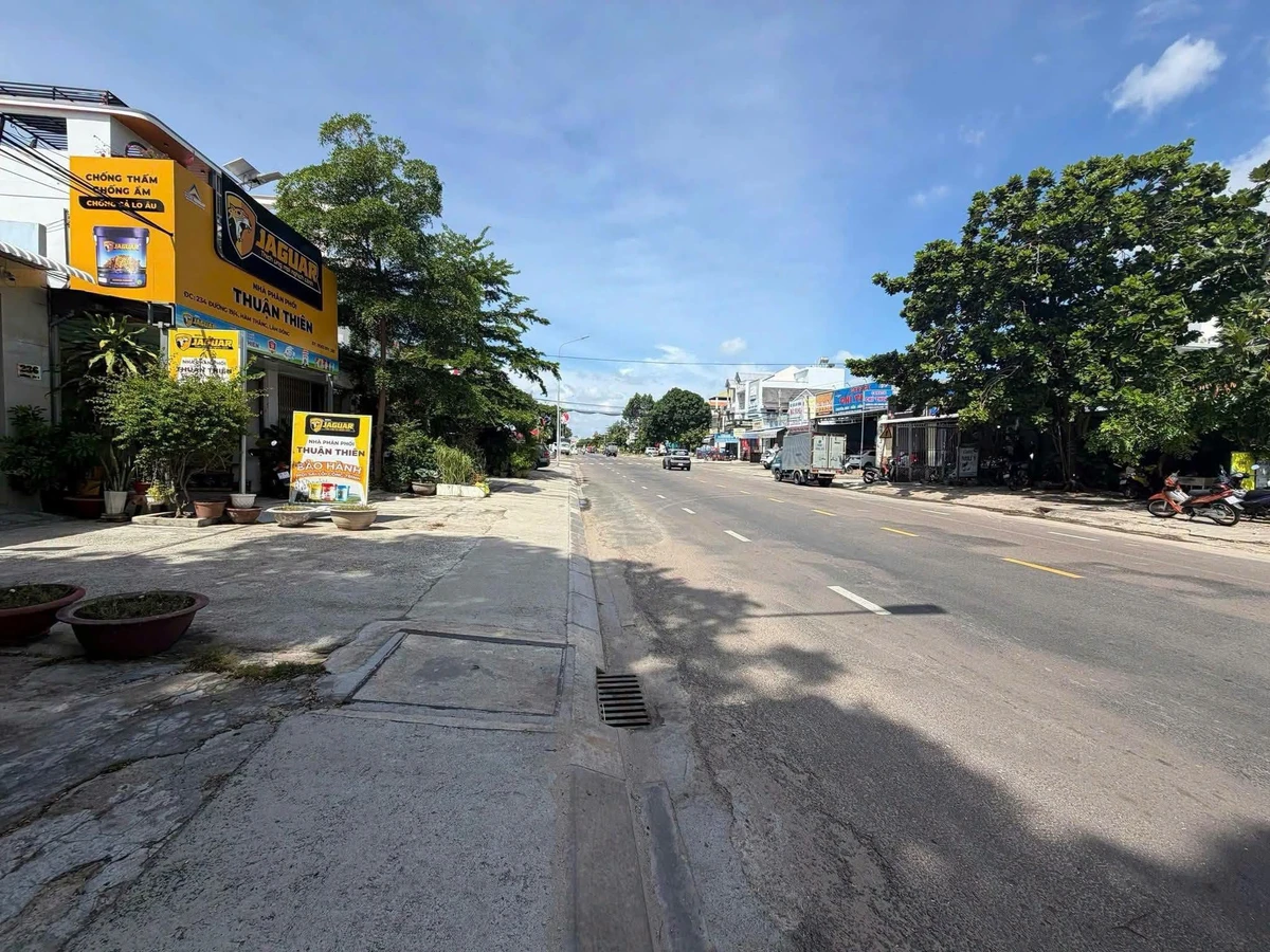 Bán liền kề mặt tiền 195m² Phan Thiết 8,5 tỷ - Ảnh thu nhỏ 4