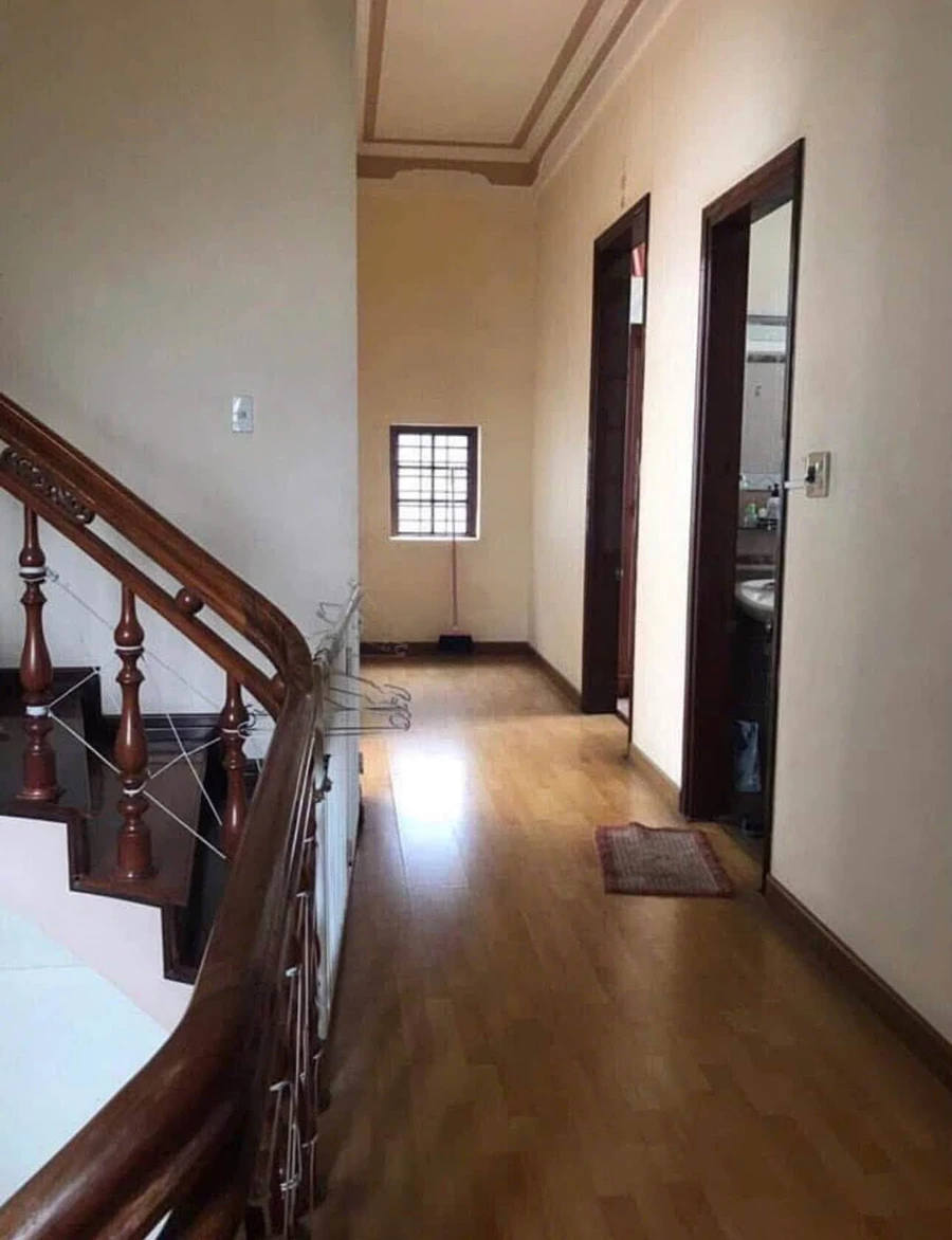 Bán nhà 2 tầng mái Thái 206m2 Hùng Vương Huế 8,5 tỷ - Ảnh thu nhỏ 3