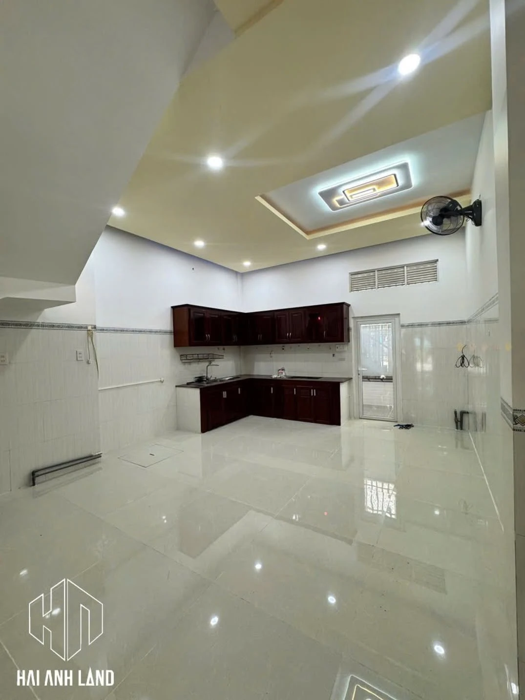 Bán nhà mặt tiền Trần Nhật Duật, Quận 4, 84,6m2 - Ảnh 1