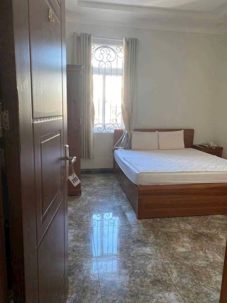 Bán khách sạn 1000m² 21 phòng Phan Thiết 25 tỷ - Ảnh thu nhỏ 4