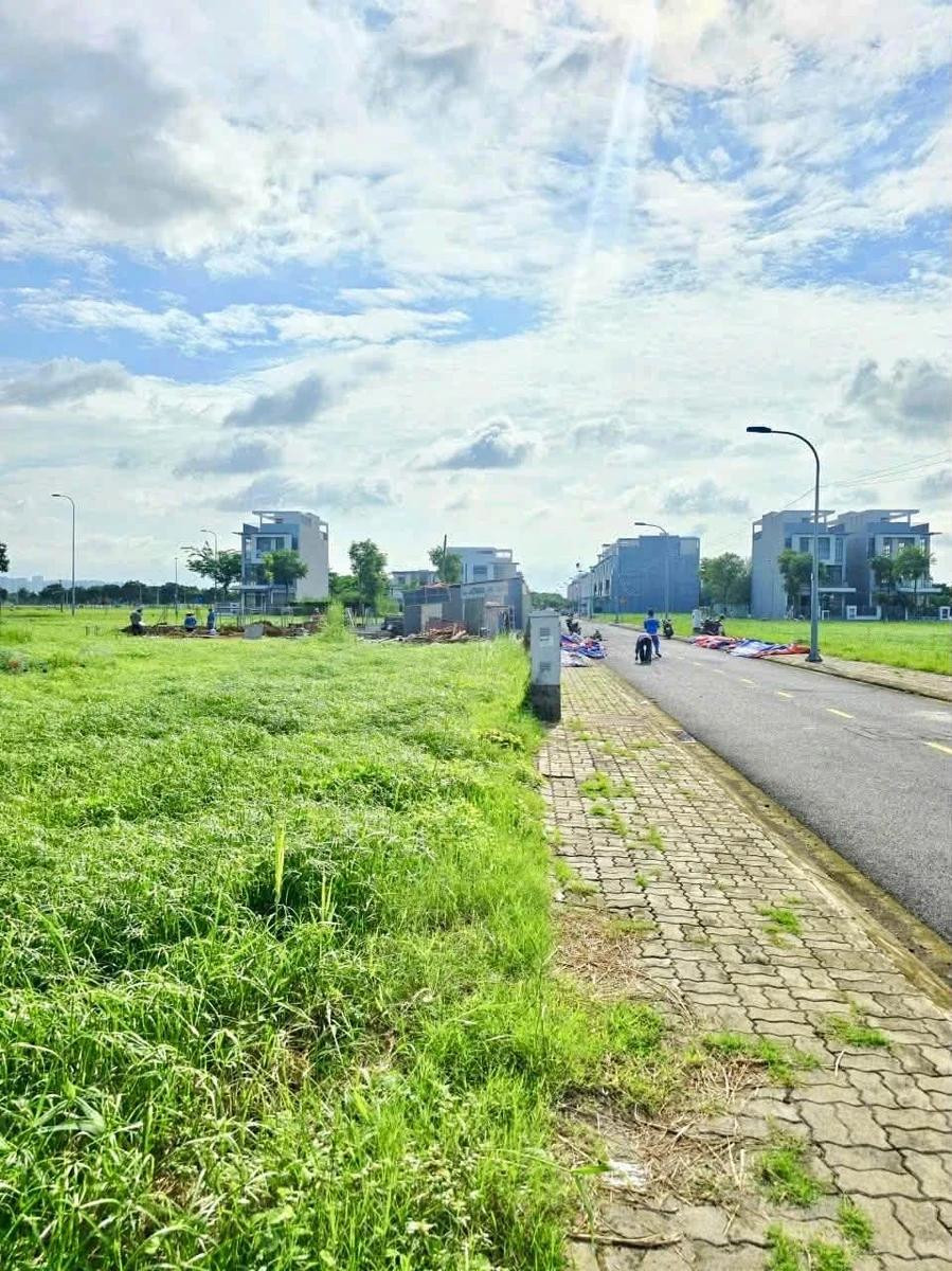 Bán đất 105m2 (5x20.5m) đường 10m KĐT Đông Tăng Long, Quận 9, giá 6,8 tỷ - Ảnh thu nhỏ 3