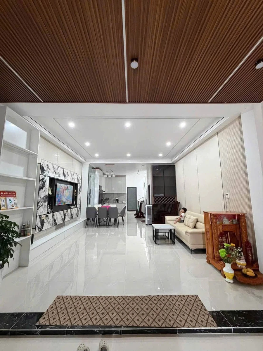 Bán nhà mặt tiền 1 trệt 1 lầu 5x18m, 3PN full nội thất, đường Trần Bạch Đằng, KĐT Phú Cường, Rạch Giá - Ảnh thu nhỏ 4