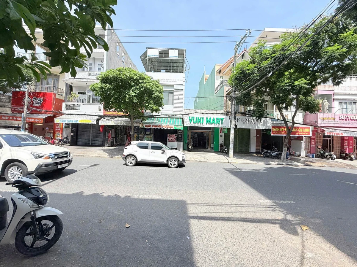 Bán nhà mặt tiền Nguyễn Chí Thanh 123m² Hải Châu 16,8 tỷ - Ảnh thu nhỏ 2
