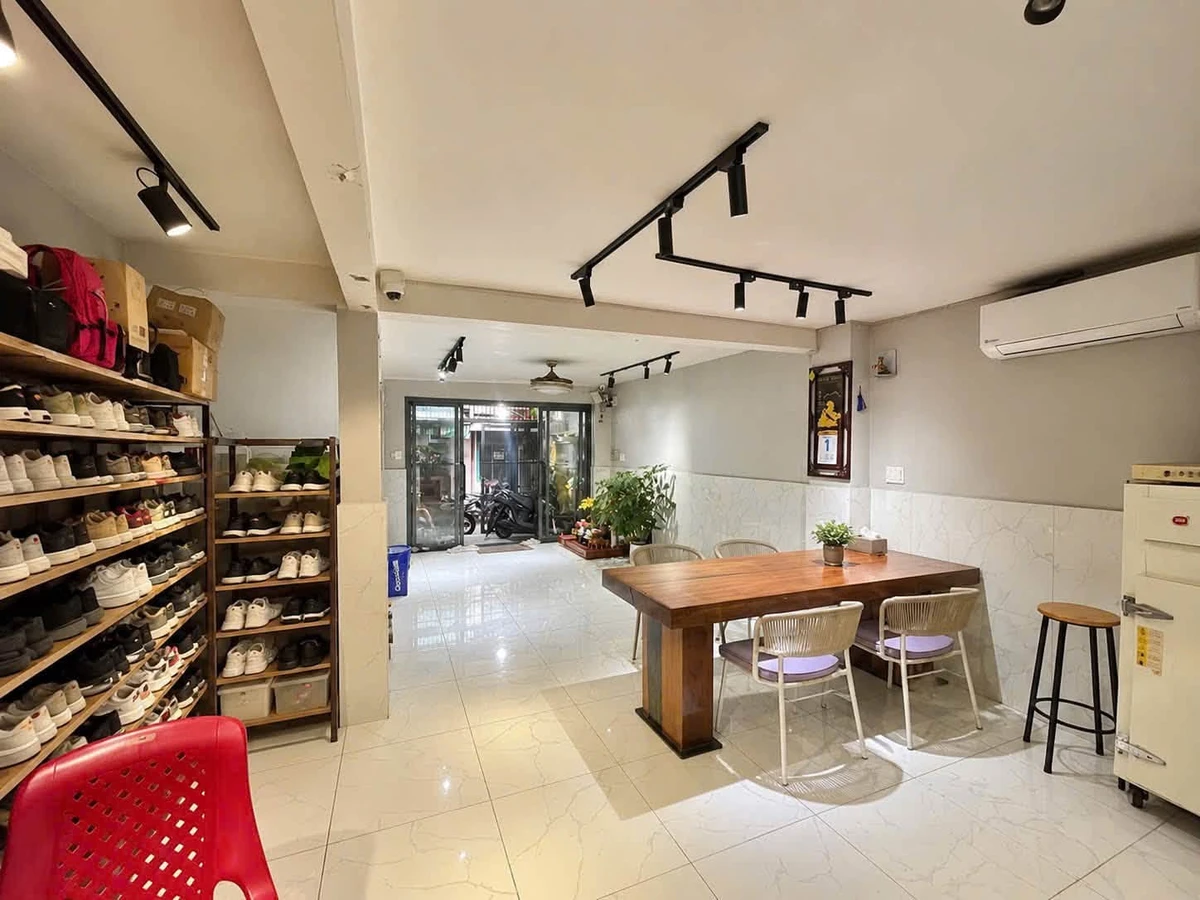 Nhà bán Bến Vân Đồn, Quận 4, 72m², 3 tầng, 8,1 tỷ - Ảnh thu nhỏ 2