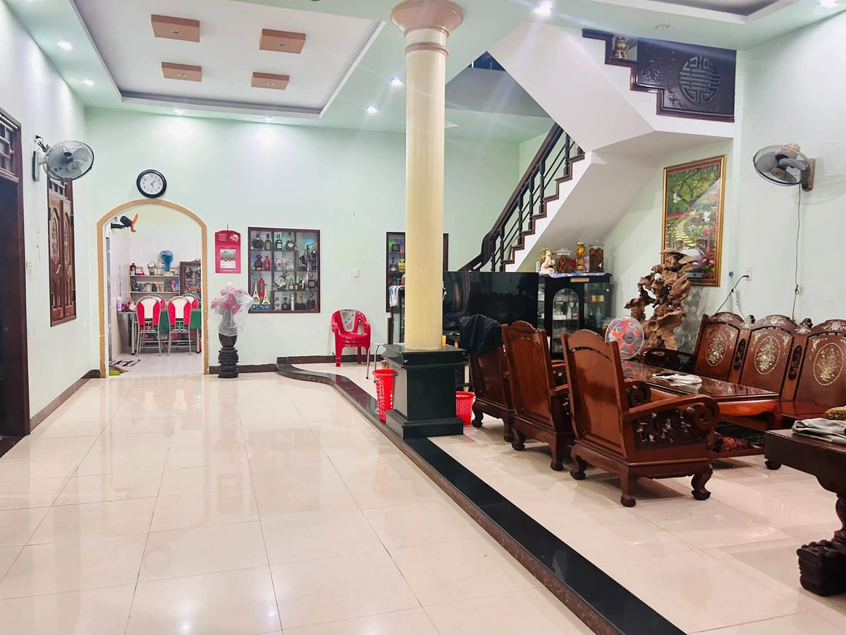 Bán biệt thự 226m2 mặt tiền Tô Hiến Thành, Quận 1 - Ảnh thu nhỏ 3