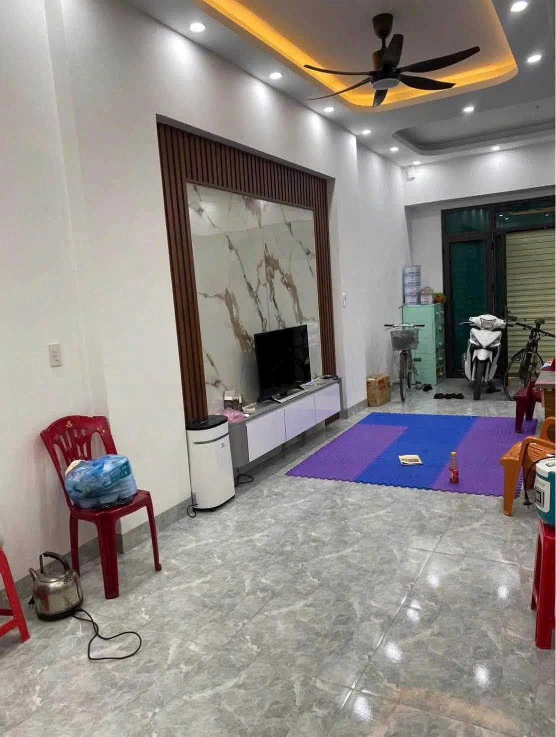 Bán nhà 3 tầng 43m² ngõ Phú Bình gần BigC - Ảnh 1