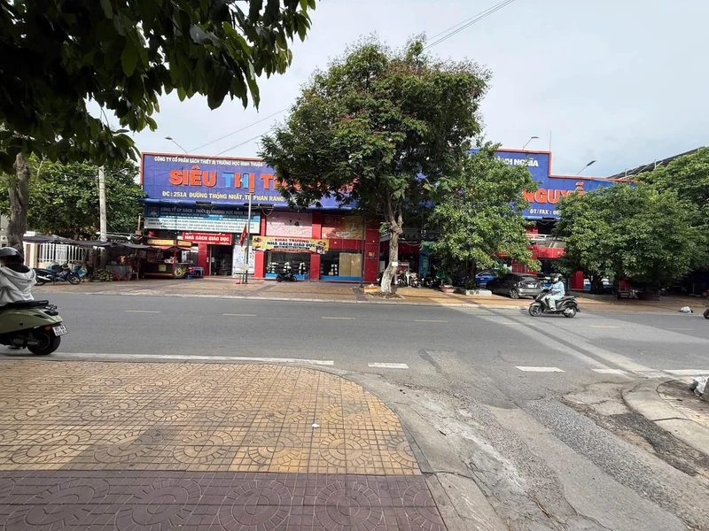 Bán đất 2 mặt tiền 48.7m² Phan Rang