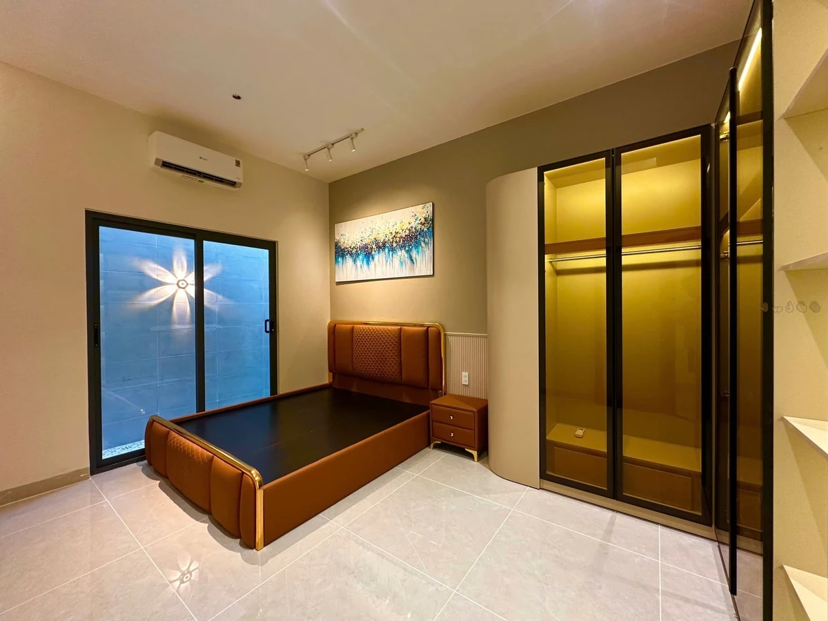 Bán nhà mặt tiền Đặng Thái Mai 75m² 3PN Quận 1 - Ảnh thu nhỏ 2