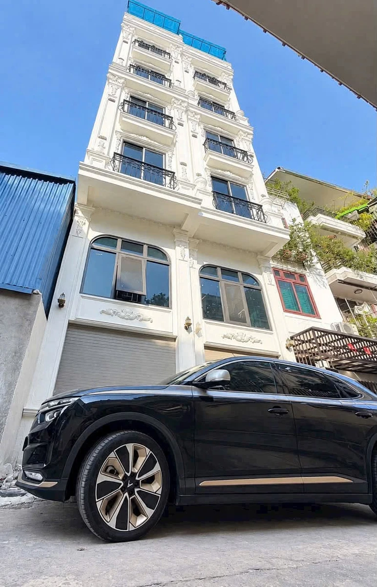 Bán nhà phố Thạch Bàn 34m × 6 tầng, 9.5 tỷ - Ảnh 1