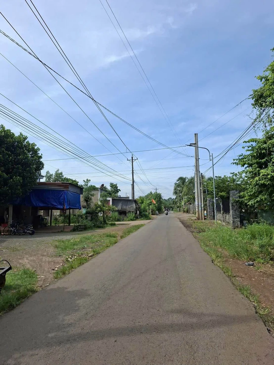 Bán đất 256m² view núi suối Long Khánh 830 triệu - Ảnh 1