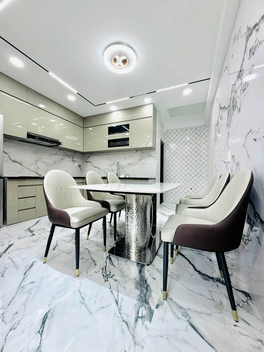 Bán nhà 5 tầng 60m2 đường Tân Thới Hiệp 21, Quận 12, full nội thất, giá 7,2 tỷ - Ảnh thu nhỏ 5
