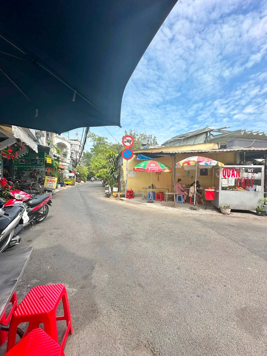Bán nhà khu 7B Thành Thái, Phường Diên Hồng, 50m2, 2 căn nhà 2 tầng đang cho thuê - Ảnh 1