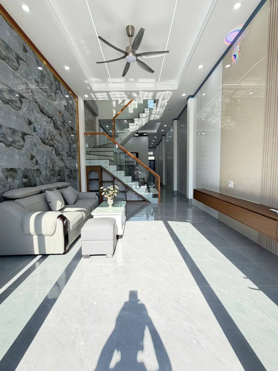 Nhà lầu 73.5m² sổ riêng 3.85 tỷ Trảng Dài - Ảnh thu nhỏ 3