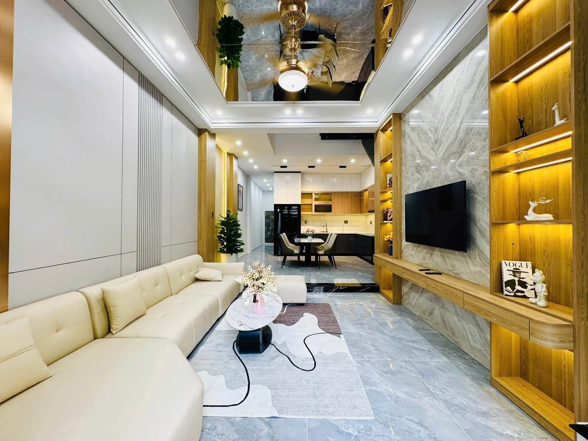 Bán nhà 3 tầng 90m² đường Phú Xuân gần biển Nha Trang - Ảnh thu nhỏ 2