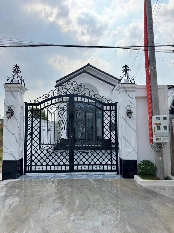 Bán nhà kiểu Thái 3PN 145m² Phường Long Hòa Tây Ninh