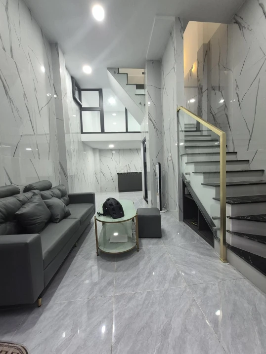 Nhà đẹp Q7 - Hẻm 4m - 3,4 x 8m - 3 lầu đúc - chỉ 3.55tỷ - Ảnh 1