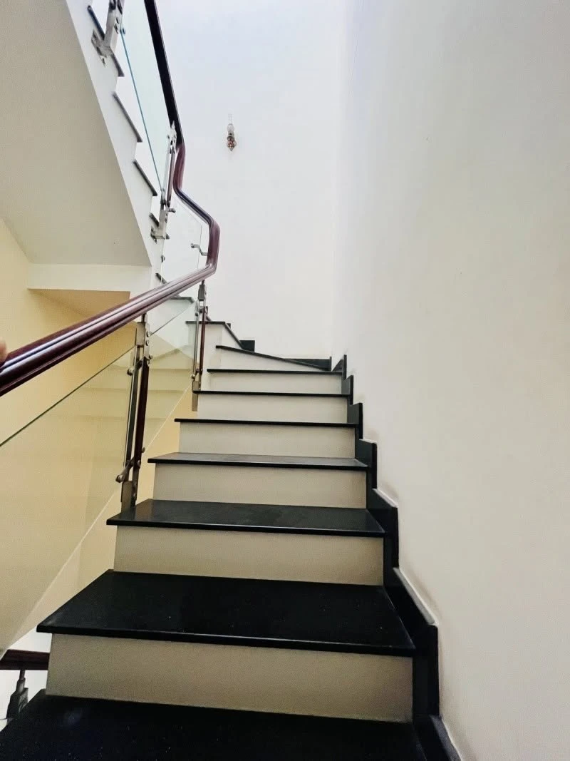 Bán nhà 3 tầng mặt tiền TX14, 79m², 3PN, 4,65 tỷ, gần PiCity High Park Quận 12 - Ảnh thu nhỏ 5