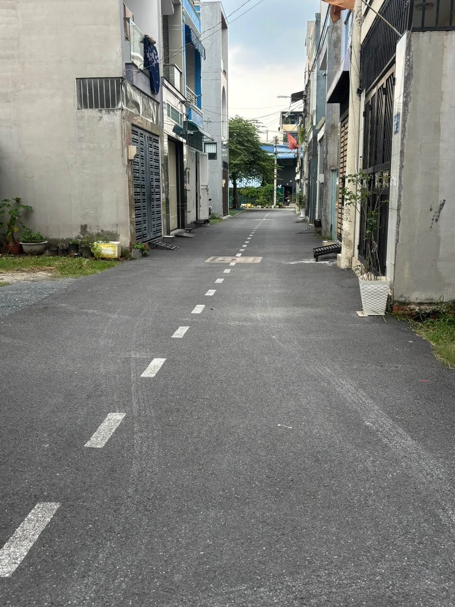 Bán nhà 2 tầng hẻm xe hơi 52m² 3PN Tam Bình, Thủ Đức giá 4,6 tỷ - Ảnh thu nhỏ 4