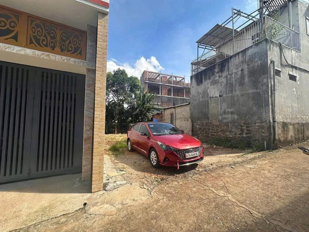 Bán đất hẻm Đặng Văn Ngữ 97m² Thủ Đức - Ảnh 1