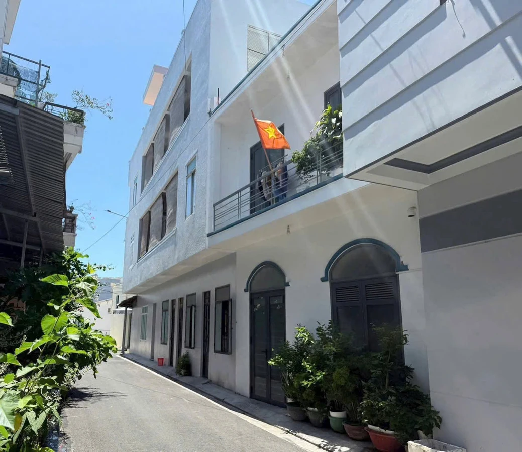 Bán nhà Nha Trang 30m² gần biển 2 tỷ 450 - Ảnh thu nhỏ 3