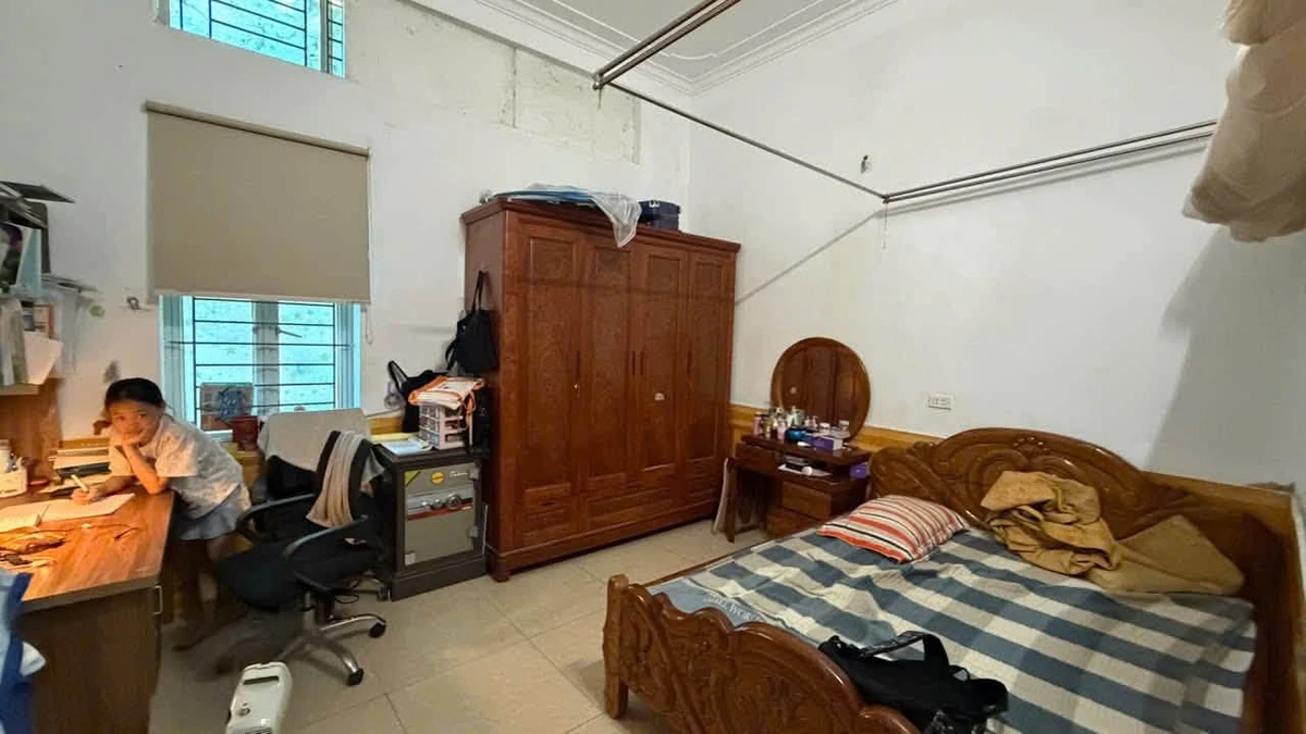 Bán nhà 2 tầng mặt đường Tôn Thất Tùng, 75m2, Quận 1 - Ảnh thu nhỏ 5
