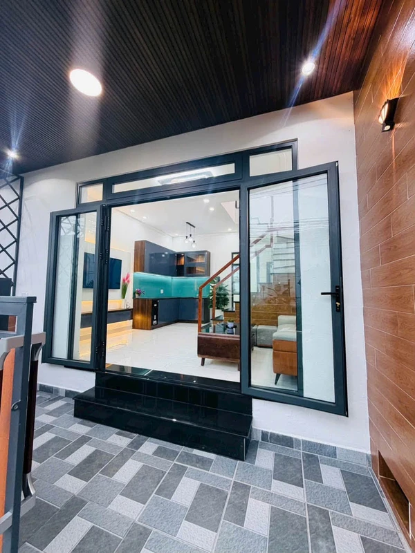 Bán nhà 1 trệt 1 lầu 50m², 3 phòng ngủ gần Hồ Xuân Hương, Phường 9, Đà Lạt