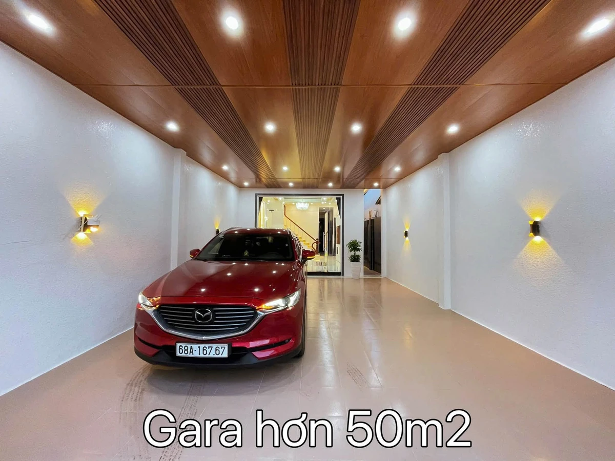 Bán nhà 270m² 4 phòng ngủ Rạch Giá, An Giang giá 4 tỷ 390 - Ảnh thu nhỏ 2