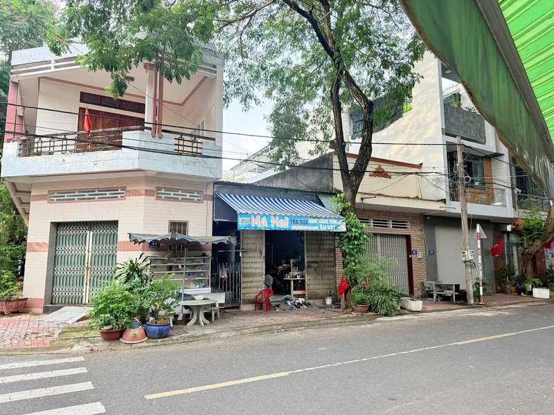 Bán đất mặt tiền đường Nguyễn Chánh 110m2, thổ cư, sổ hồng riêng, TP Bà Rịa