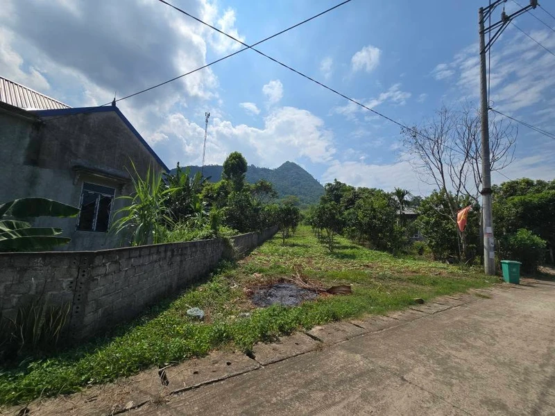 Bán đất 868m2 view núi Đà Bắc Hòa Bình giá 1 tỷ