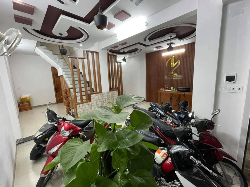 Bán nhà 3 tầng 47m2 Phan Bội Châu, Quy Nhơn gần biển