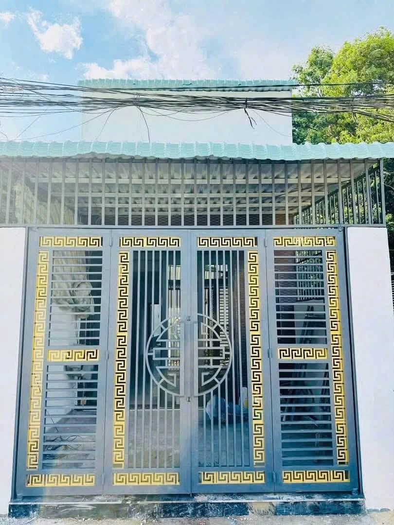 Bán nhà sổ hồng 72m² Quận 12 gần chợ Phú Phong - Ảnh 1
