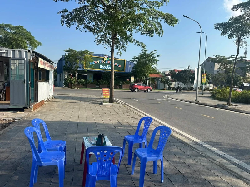 Bán nhà phố 45m² 4 tầng Long Biên 7.59 tỷ 98tr