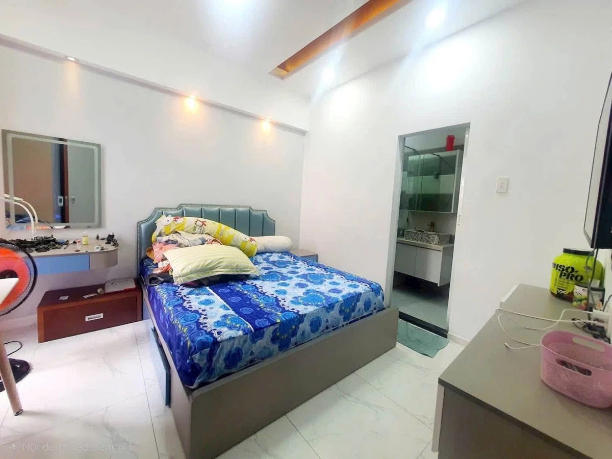 Bán nhà hẻm 4 tầng 42m2 đường Ngô Gia Tự, Quận 10, giá 8,2 tỷ - Ảnh thu nhỏ 4