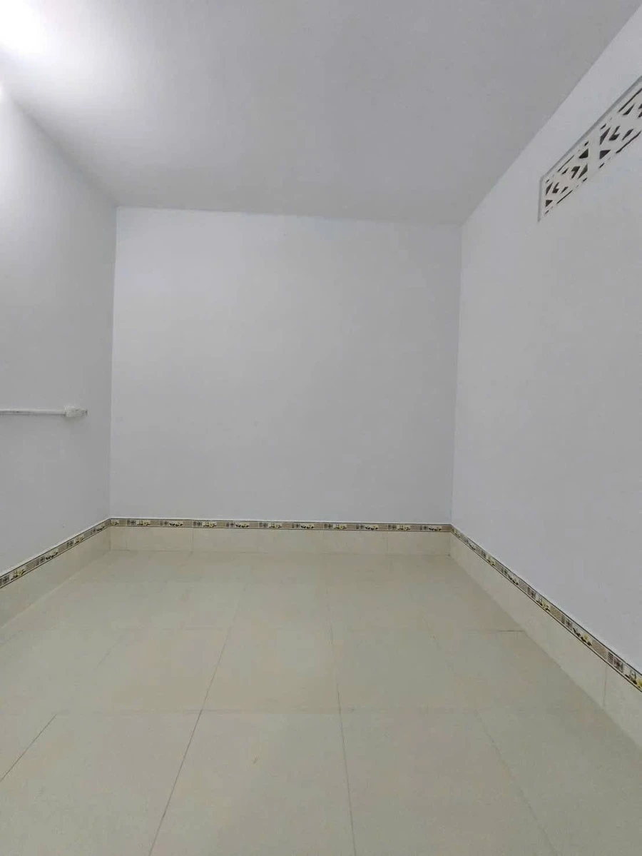 Bán nhà cấp 4, 2PN 2WC, 95m², 1 tỷ 300 triệu, Tây Ninh - Ảnh thu nhỏ 2