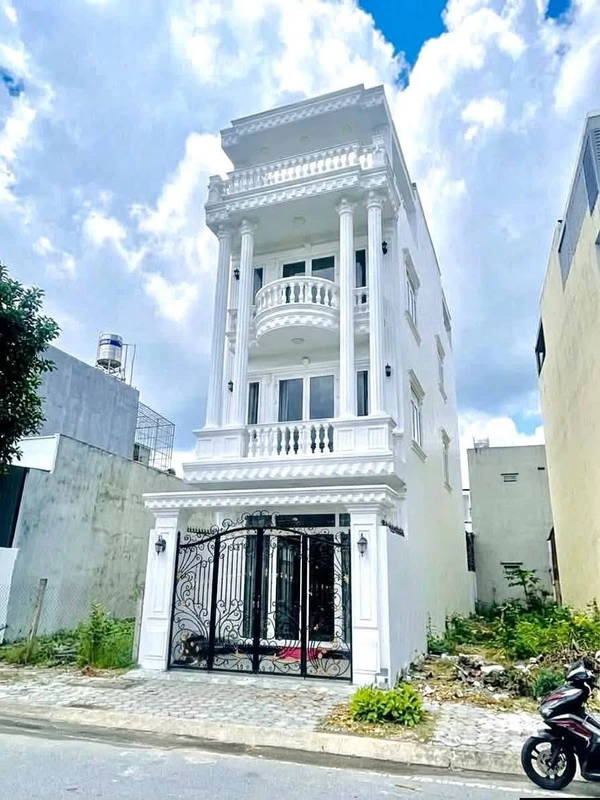 Bán nhà mặt tiền Đường 385, 98m2, Tăng Nhơn Phú muanhatragop