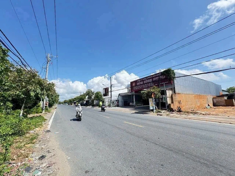 Bán nền đất mặt tiền Rạch Giá, 94,77m², 3 tỷ 300 triệu
