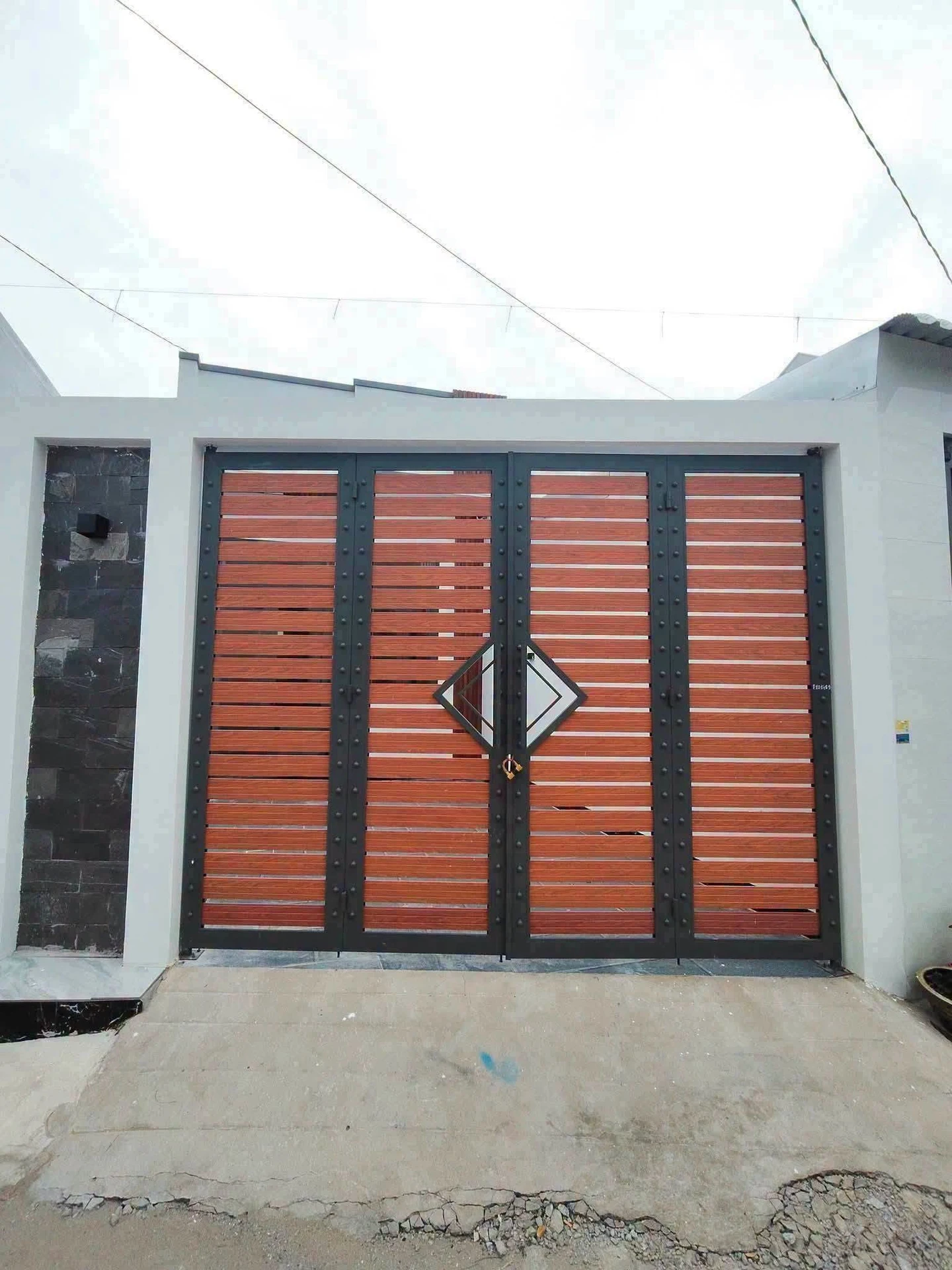 Bán nhà hẻm 108m² 3PN Trương Định, Rạch Giá - Ảnh 1