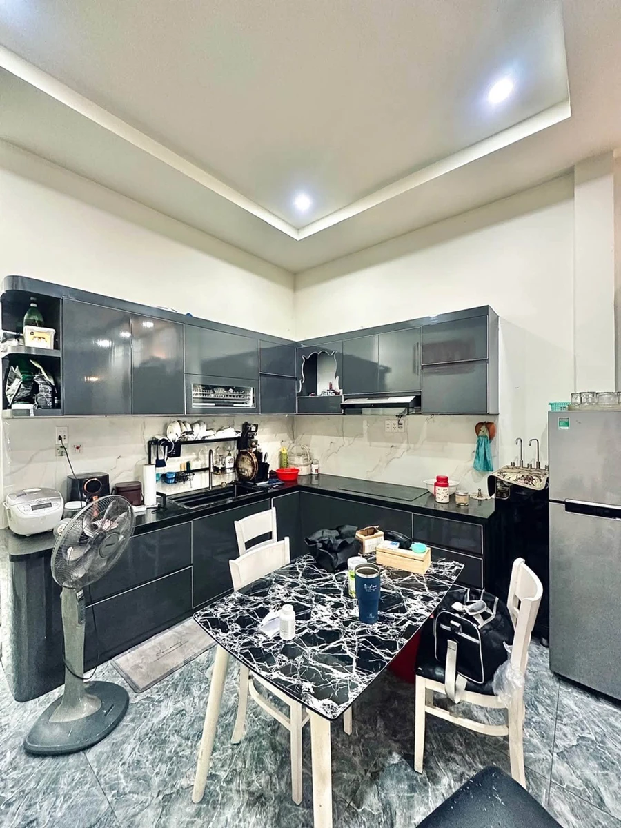 Nhà bán Nguyễn Ảnh Thủ, 64m², 4,8 tỷ, Quận 12 - Ảnh thu nhỏ 3
