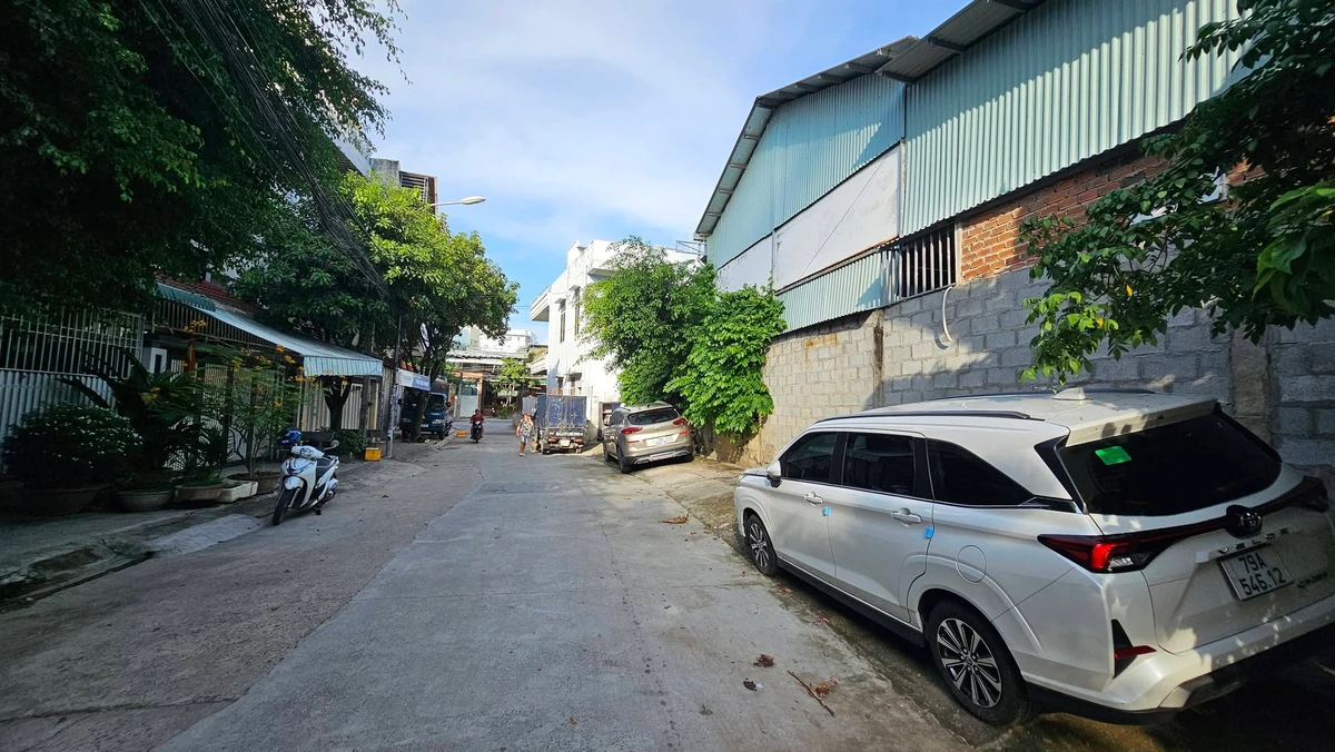 Bán đất Nha Trang Khánh Hòa 1176m2 mặt tiền 75 tỷ - Ảnh thu nhỏ 2