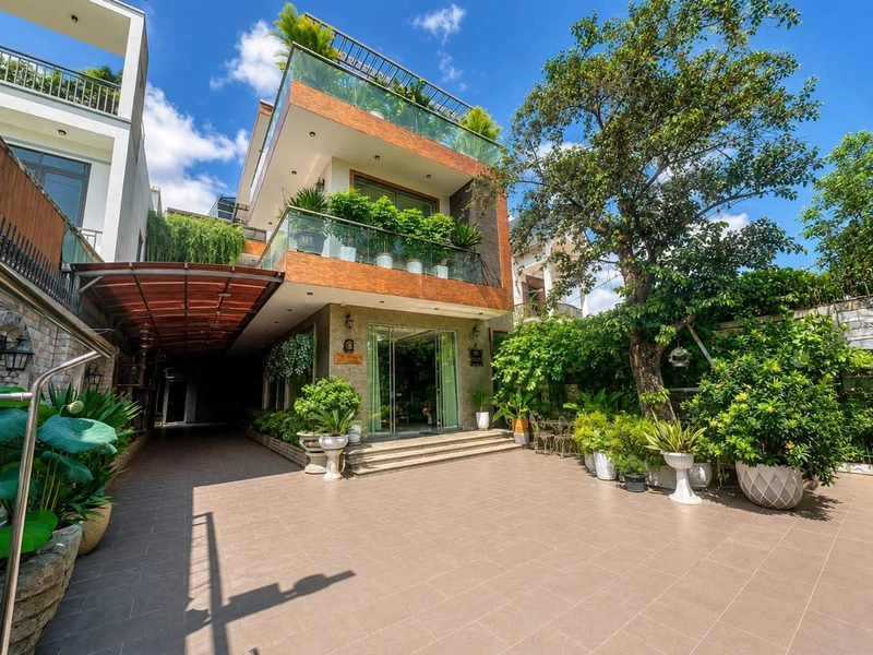 Biệt thự bán Thủ Dầu Một 6PN 320m² giá 15 tỷ