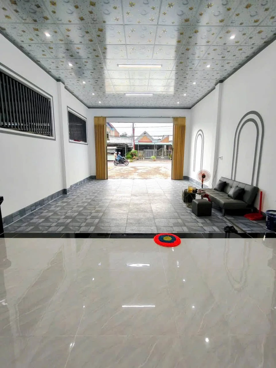 Bán nhà phố 3 phòng ngủ 165m² mặt tiền Nguyễn Văn Linh, Tây Ninh - Ảnh thu nhỏ 3