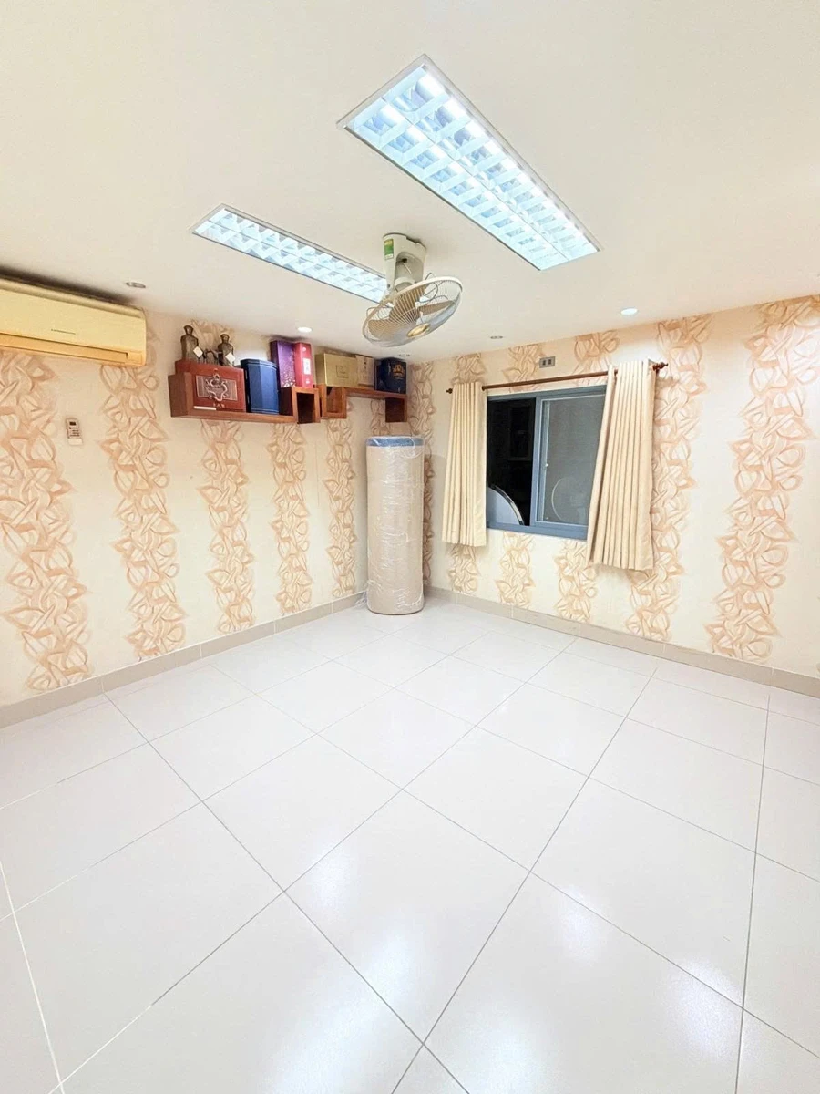 Bán nhà 5 tầng 342m2 Phú Nhuận, gần Phan Xích Long 24.5 tỷ - Ảnh thu nhỏ 4