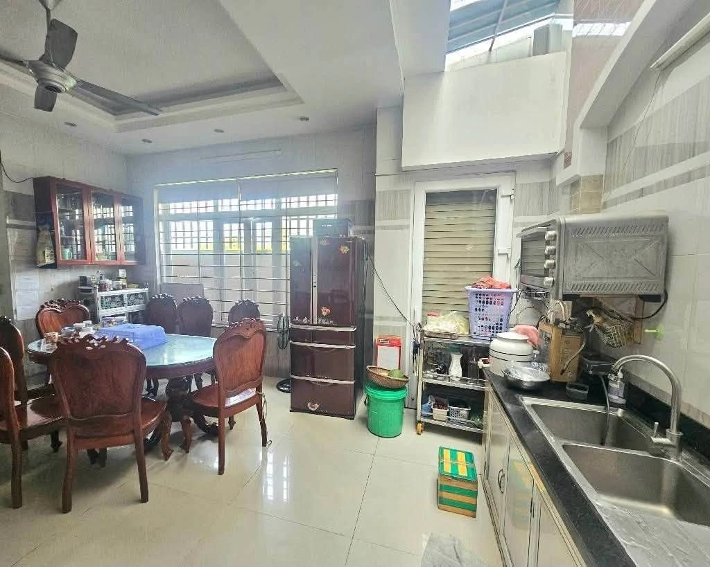 Bán nhà 4 tầng góc Linh Xuân Thủ Đức 120m2 giá 7.8 tỷ - Ảnh thu nhỏ 5