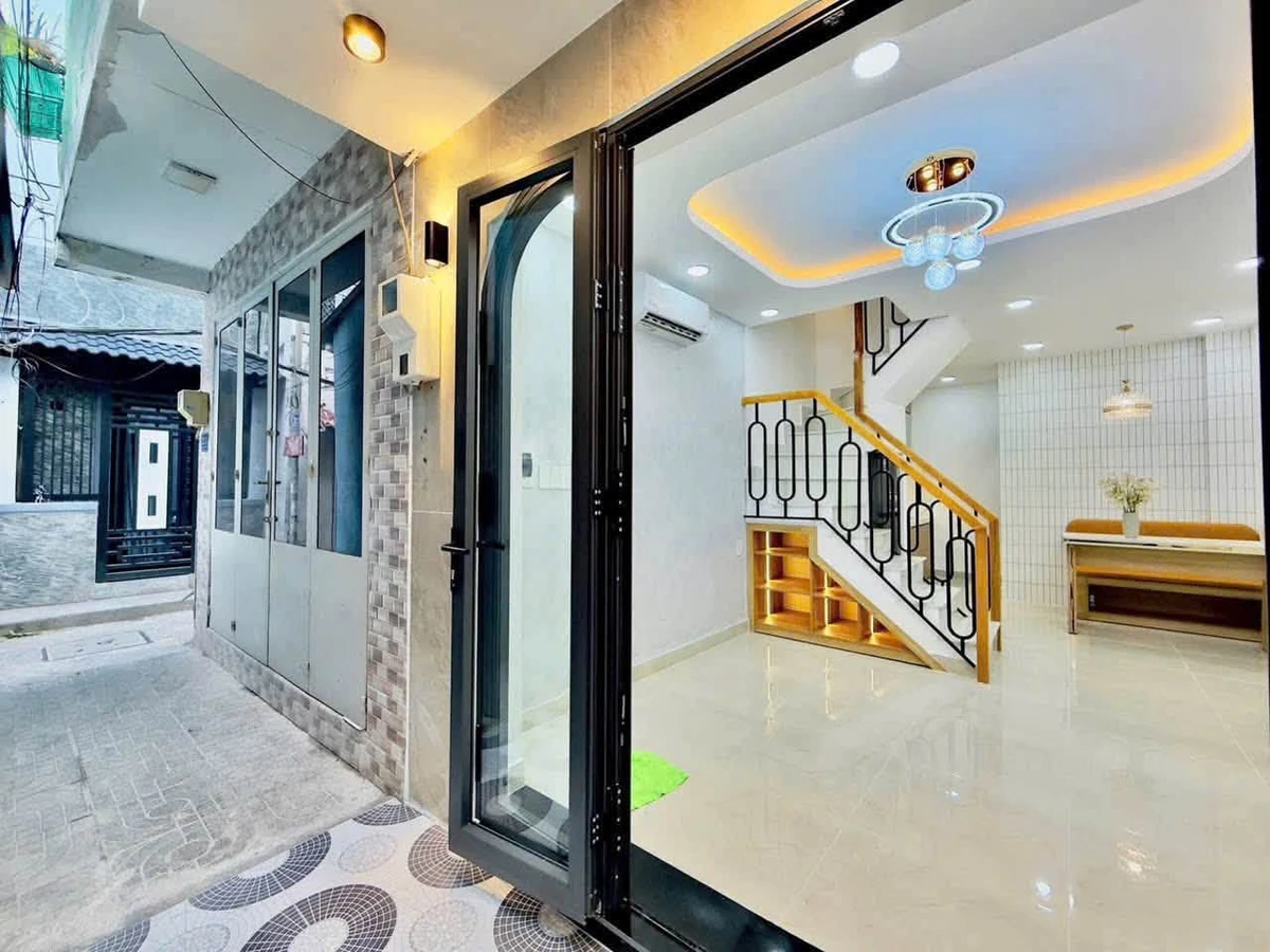 Bán nhà phố 4PN Chợ Bà Chiểu Bình Thạnh 24,5m² 5 tỷ - Ảnh thu nhỏ 2