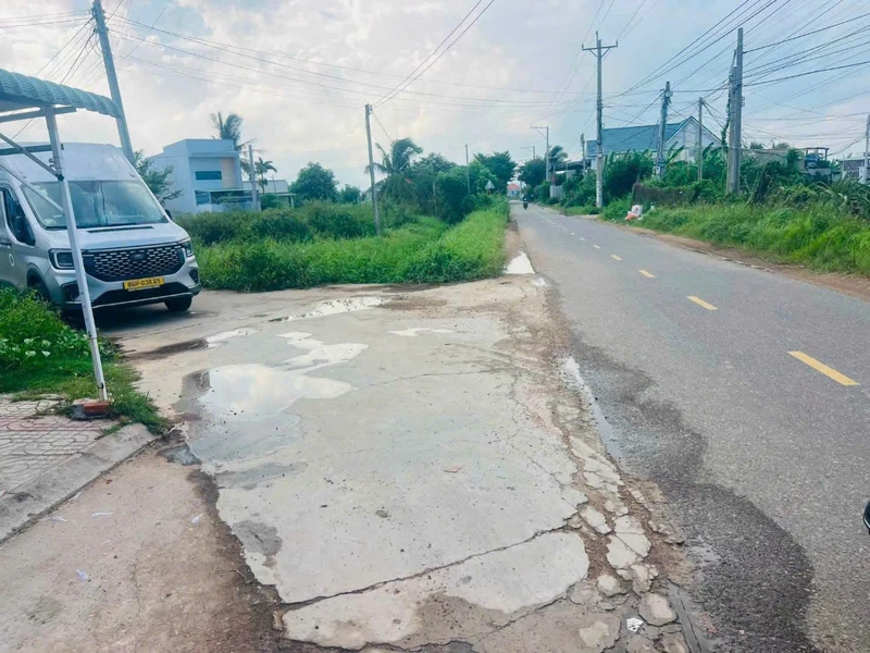 Bán lô đất 114m2 ngang 6m An Phú Bình Thuận 690tr