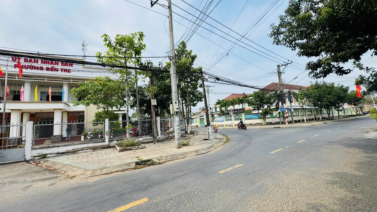 Bán đất 302m2 ngang 9,2m, 180m2 thổ cư, gần đường Võ Văn Phẩm, phường Bến Tre - Ảnh thu nhỏ 4
