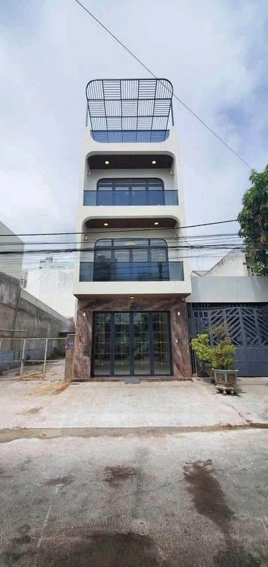 Bán nhà 4 tầng 100m² đường Độ Hành, Phan Thiết 8.9 tỷ